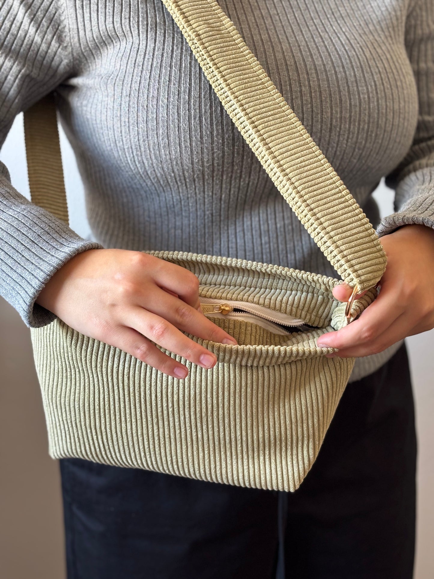 NINA BAGS ROYAL LIGHT LIGHT GREEN CORDUROY