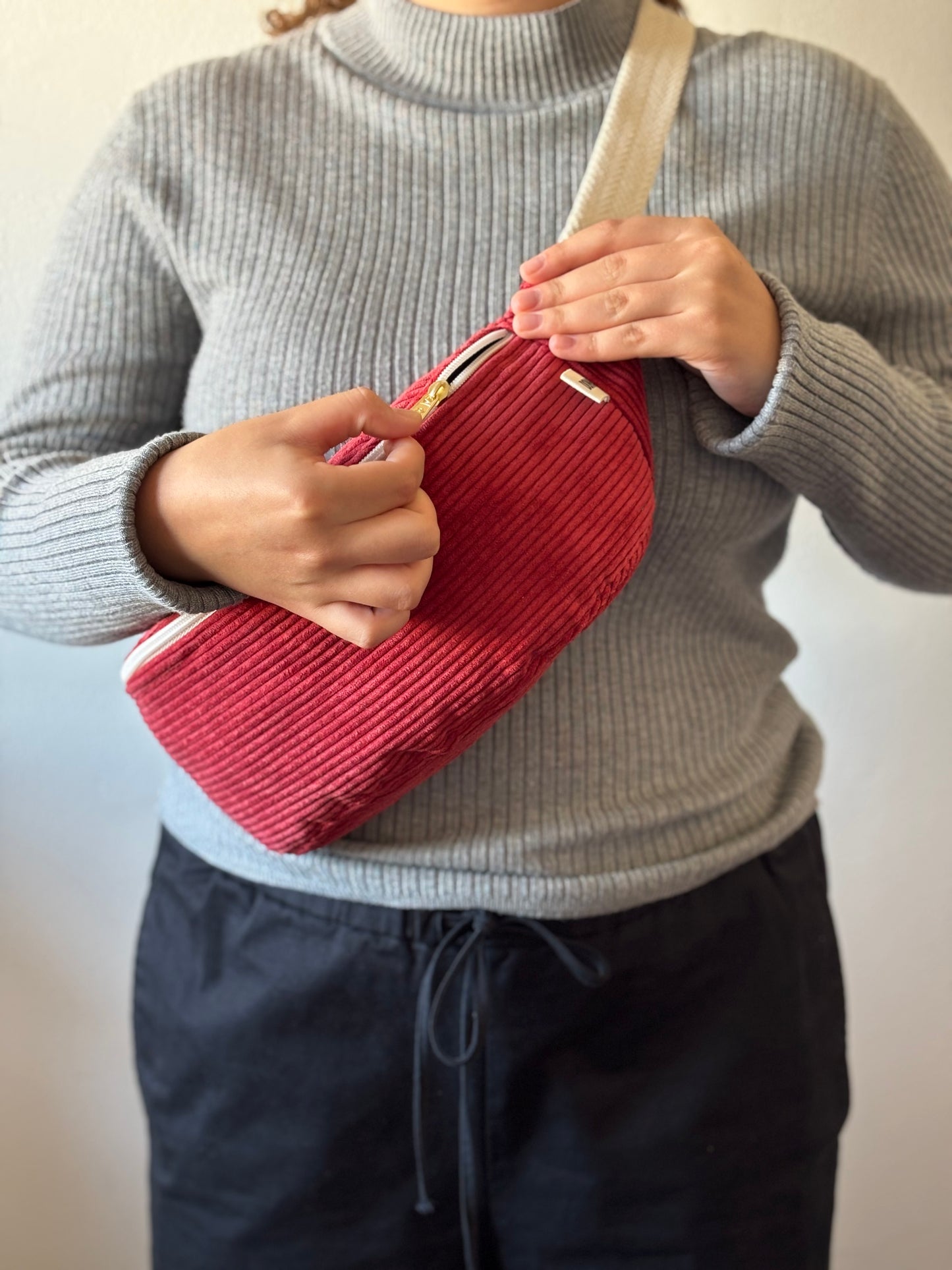 PALOMA BAGS RED CORDUROY