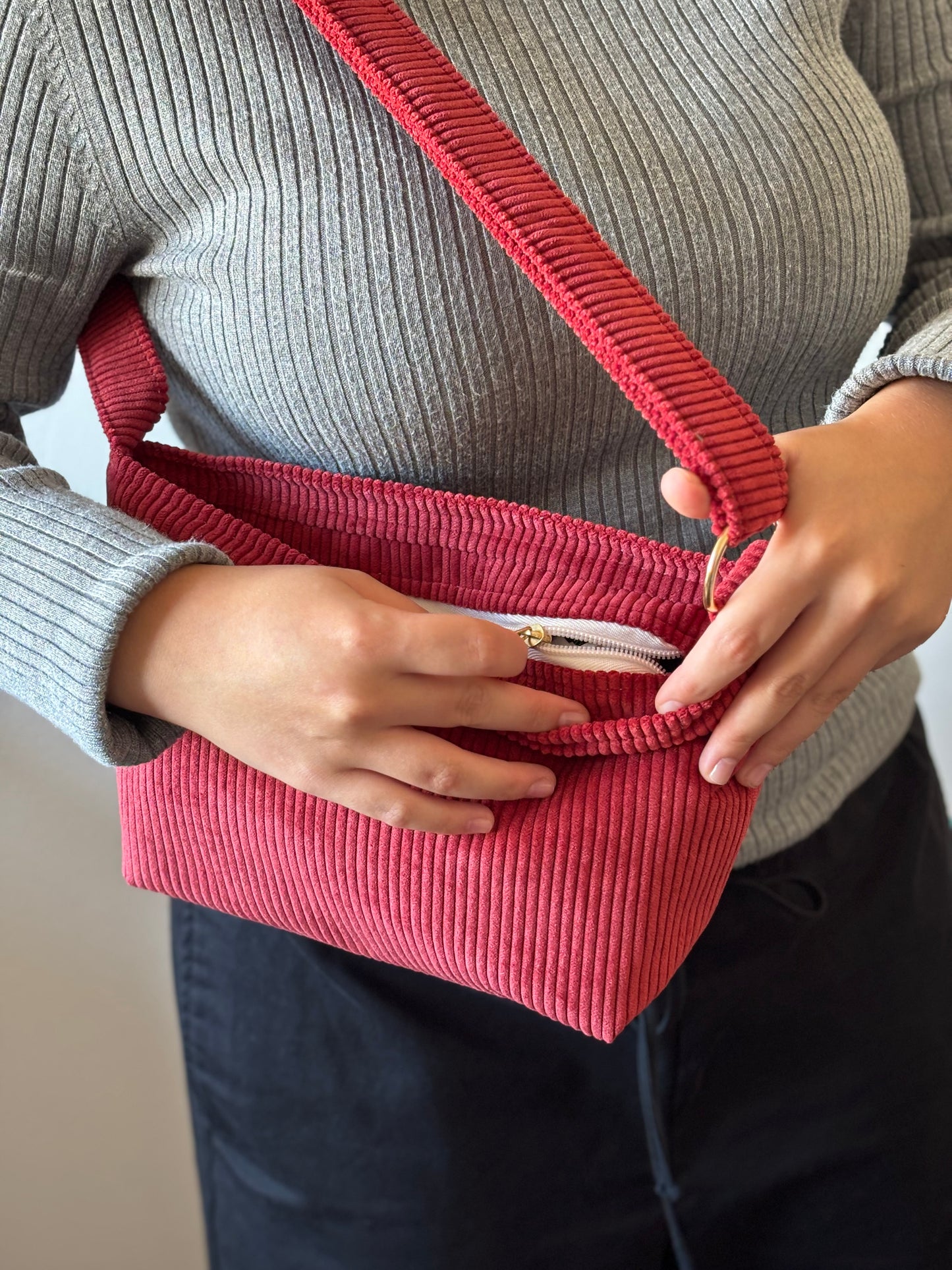 NINA BAGS RED CORDUROY
