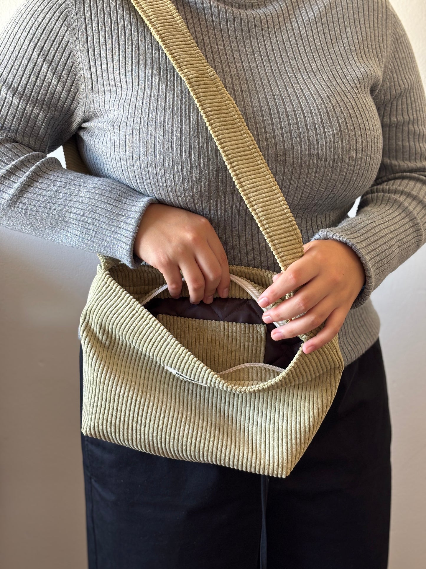 NINA BAGS ROYAL LIGHT LIGHT GREEN CORDUROY