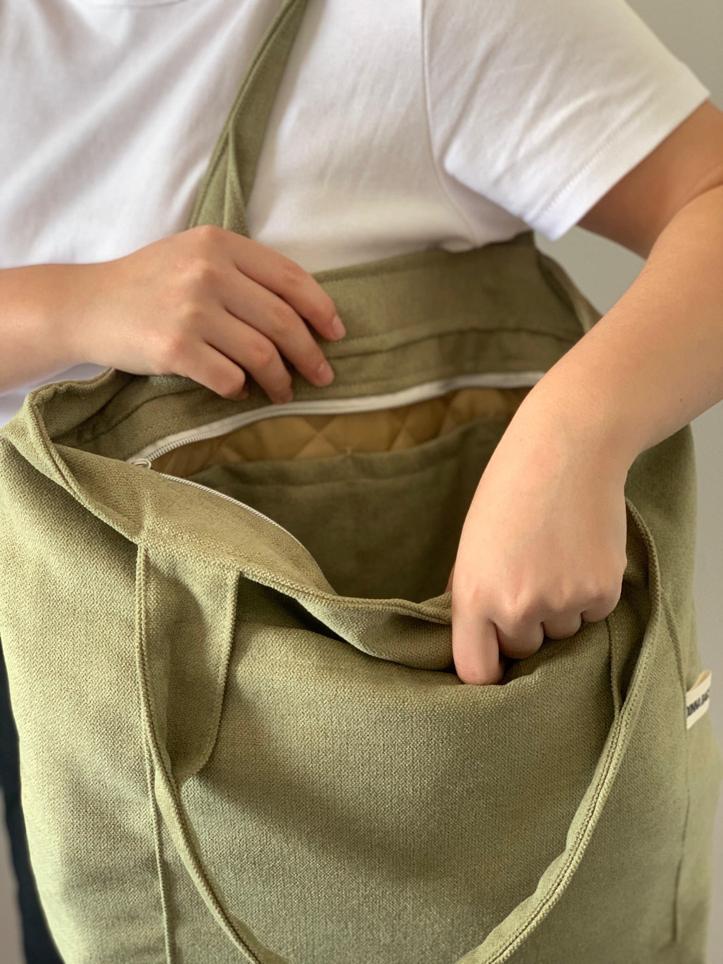 MILA BAGS RUSTIC VELVET OLIVE GREEN