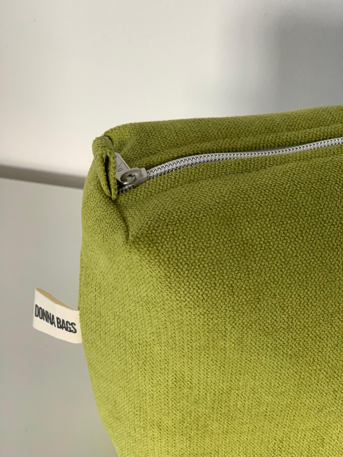 LIS BAGS RUSTIC VELVET PISTACHIO GREEN