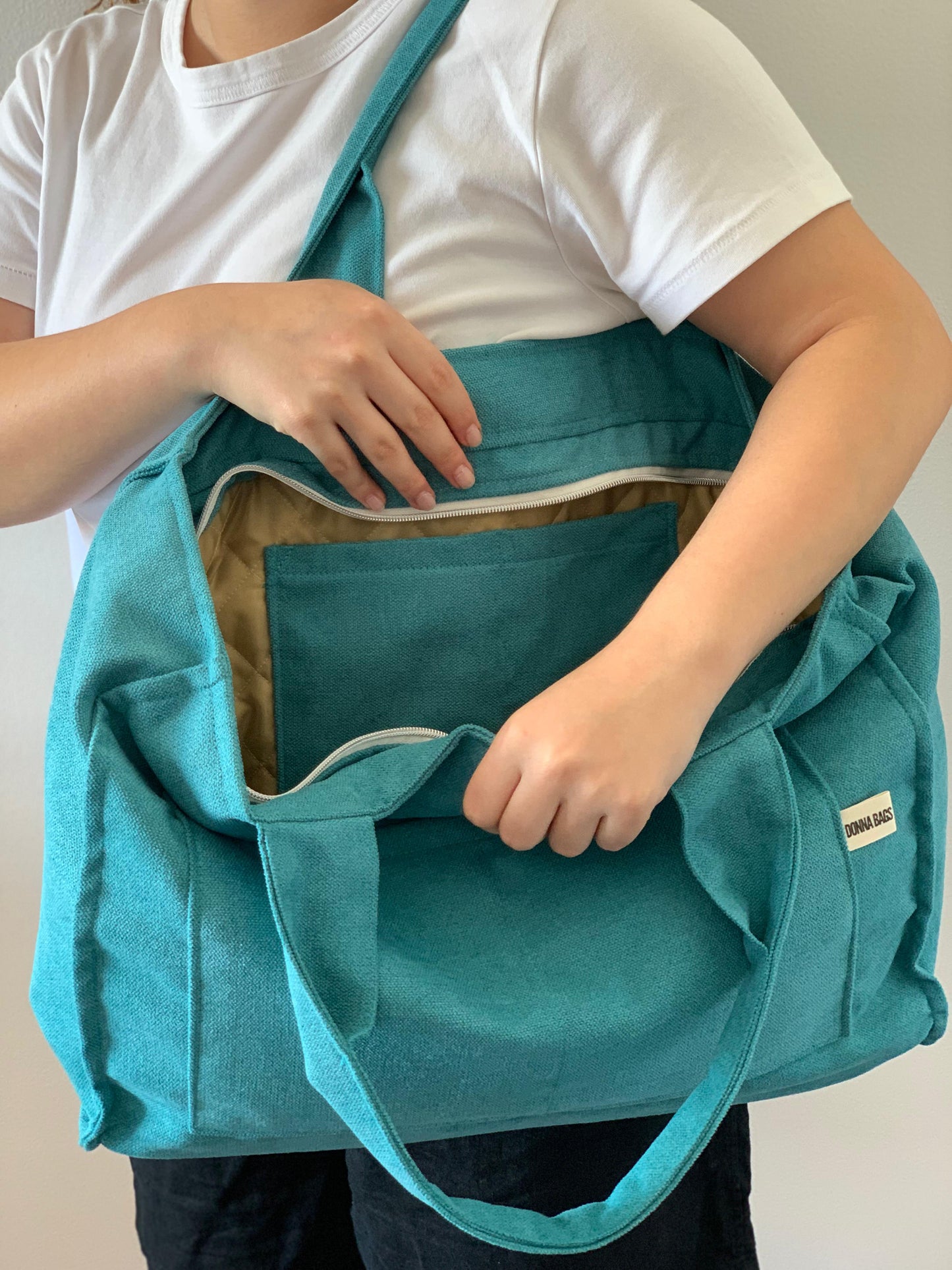CRISTAL BAGS RUSTIC VELVET TURQUOISE BLUE