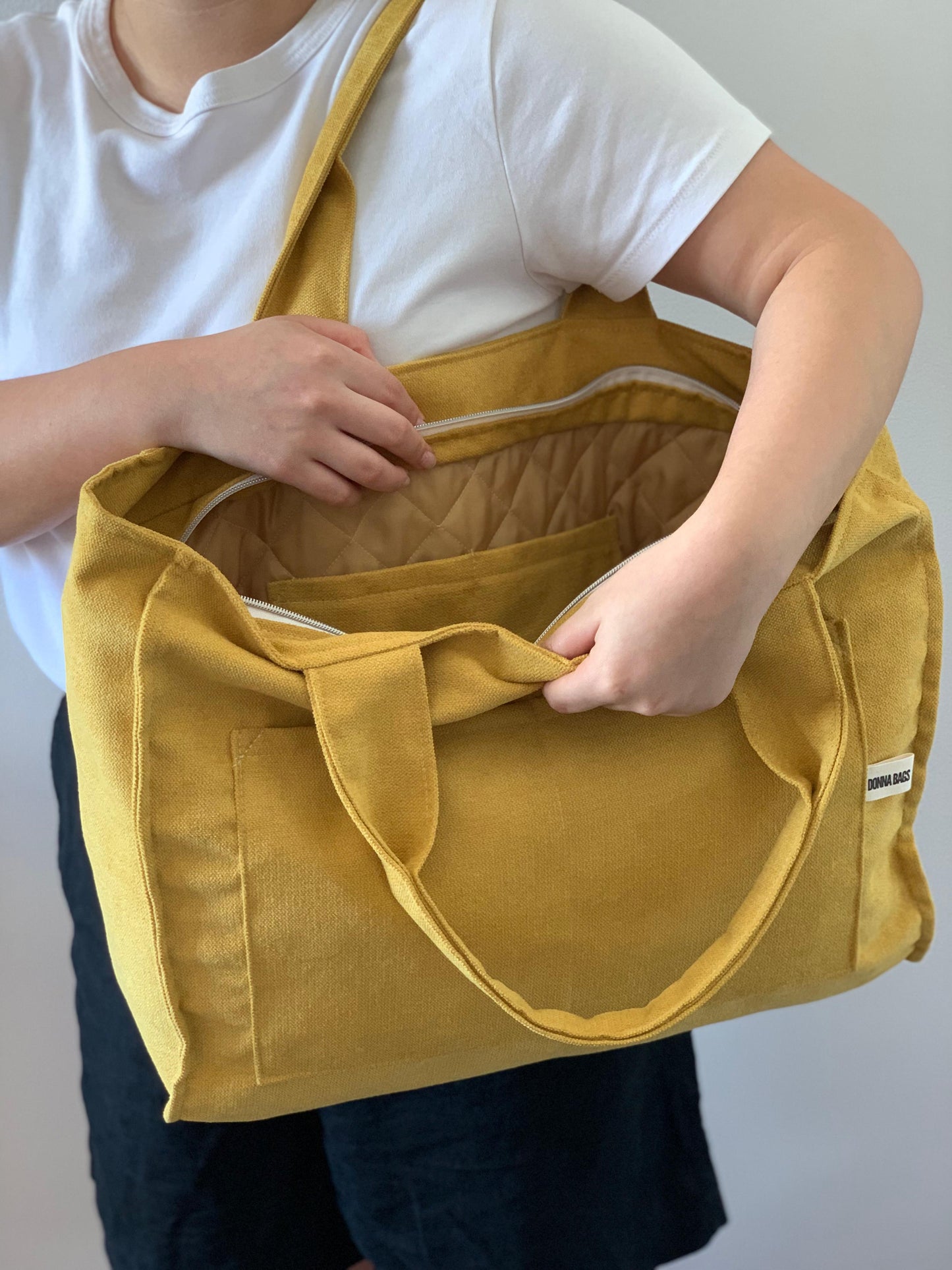 CRISTAL BAGS RUSTIC VELVET BUTTER YELLOW