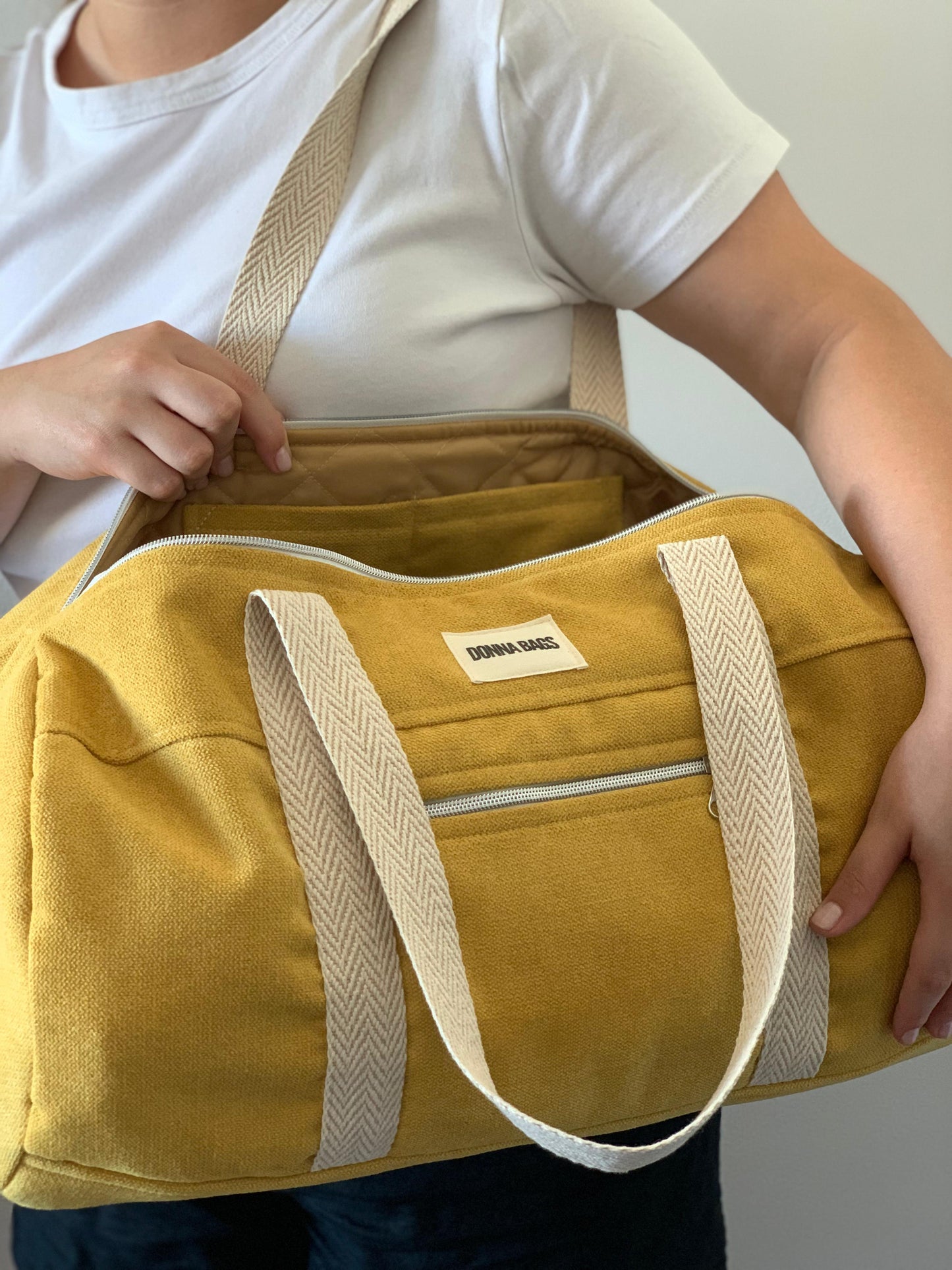 TAÍS BAGS RUSTIC VELVET BUTTER YELLOW