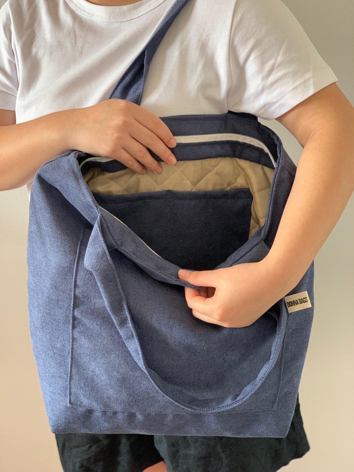 MILA BAGS RUSTIC VELVET NAVY BLUE