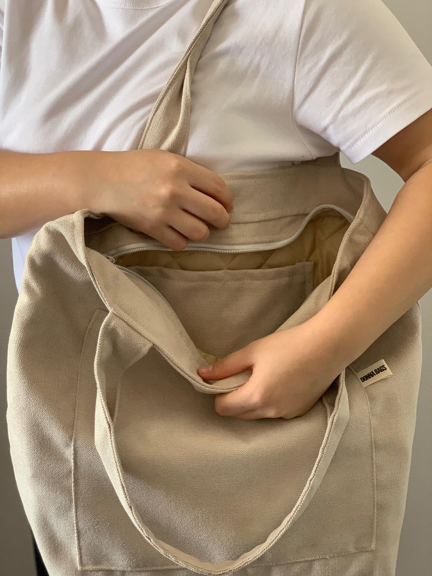 MILA BAGS RUSTIC VELVET BEIGE