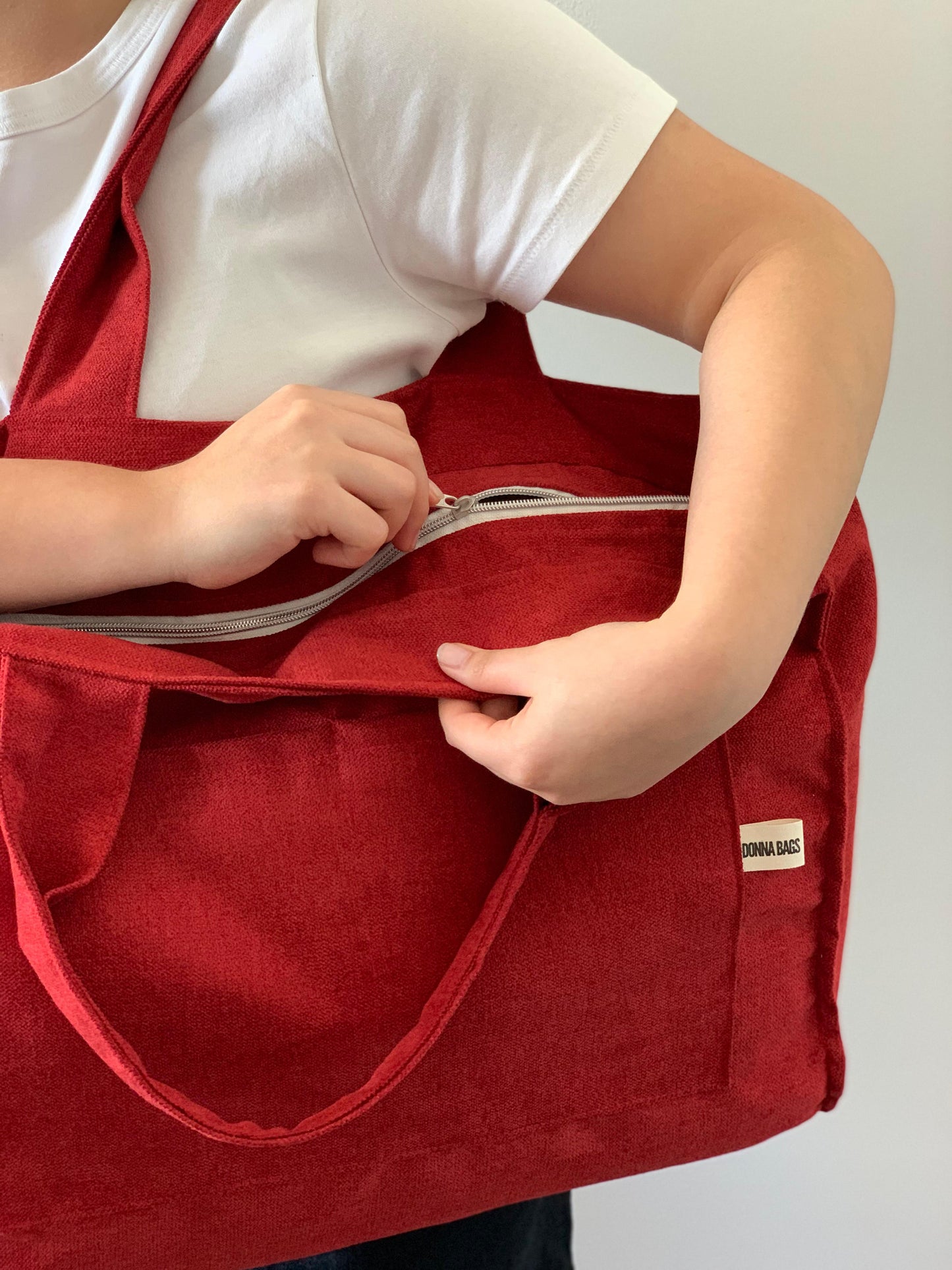 CRISTAL BAGS RUSTIC VELVET RED